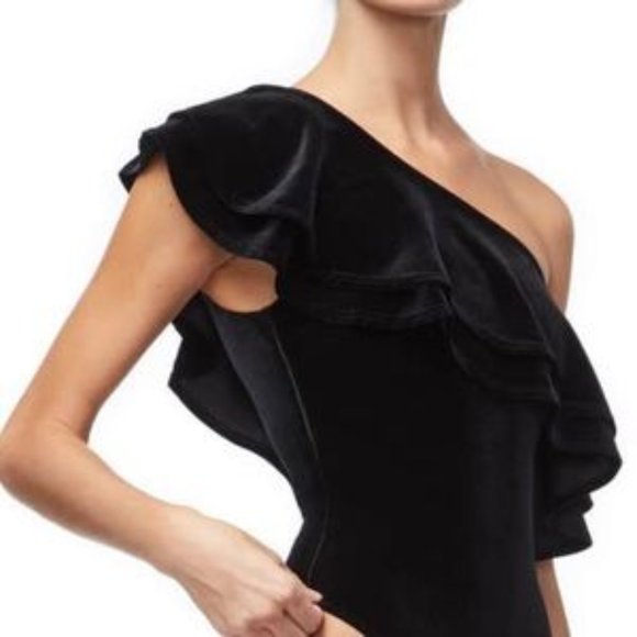 Good American Velvet Ruffle One Shoulder Bodysuit - Picture 6 of 14